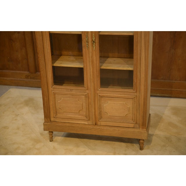 Vintage Display Cabinet in Raw Oak, 1950s For Sale - Image 3 of 11