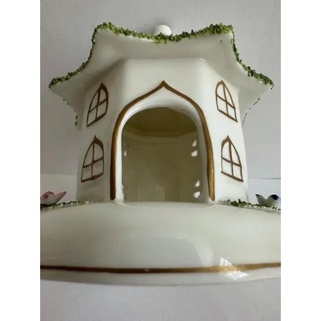 This item was sourced in Scotland. What a beautiful decorative table accessory for those who collect bone china beyond...