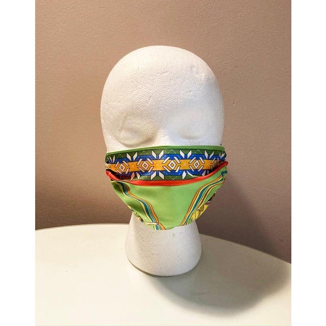 Hermès Hermes Belles du Mexique Silk Scarf Face Mask For Sale - Image 4 of 8