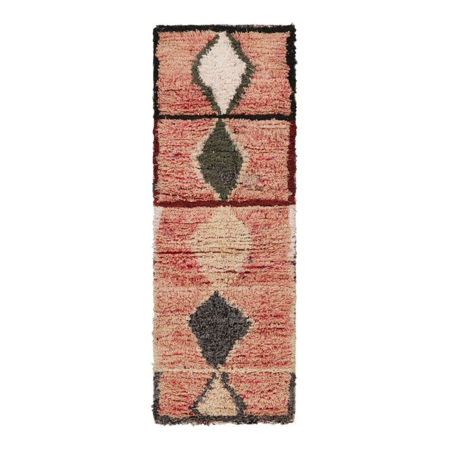 Vintage Moroccan Runner Rug in Pink With Diamond Medallions - Rug & Kilim For Sale