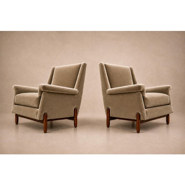 Jorge Jabour Pair of Club Armchairs in Brazilian Rosewood and Sage Mohair, Brazil, 1960s For Sale In New York - Image 6 of 18