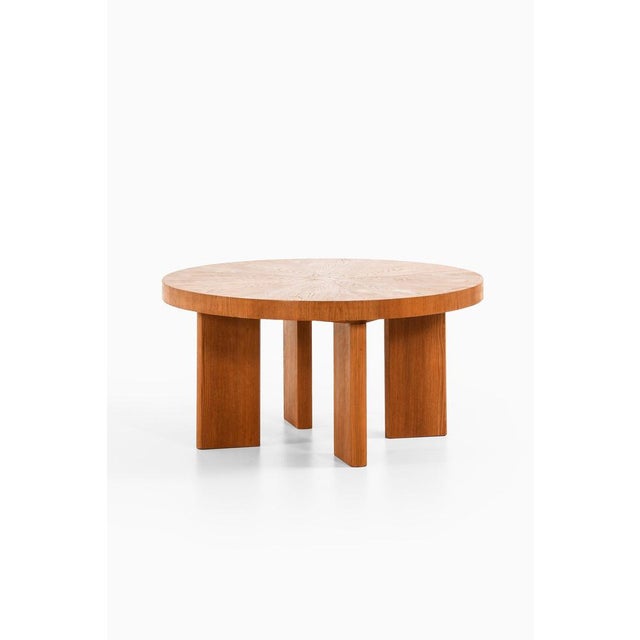Coffee Table in Elm Attributed to Axel Einar Hjorth, 1940's Additional Information: Material: Elm Style: Mid century,...
