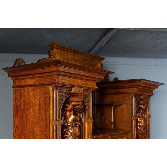 Brown Vintage Sideboard in Oak For Sale - Image 8 of 18