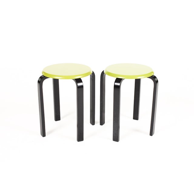 1970s Vintage Mid Century Post Modern Bentwood Stacking Stools — Lime Green + Black Lacquer — Set of Two For Sale - Image 5 of 7