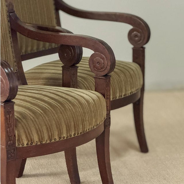 Pair of French Empire Period Mahogany Ormolu Armchairs ~ Fauteuils For Sale In Dallas - Image 6 of 18