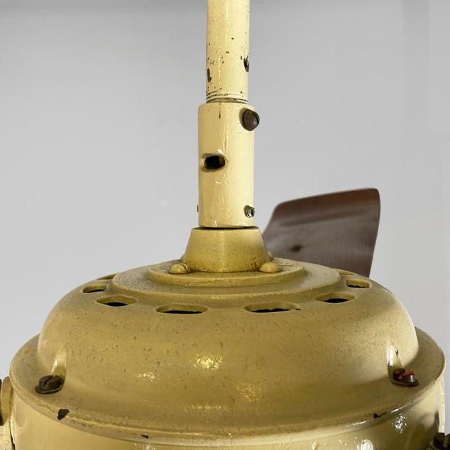 Mid-Century Modern Italian Beige Metal and Wood Marelli Ceiling Fan from Casablanca, 1999 For Sale - Image 15 of 18