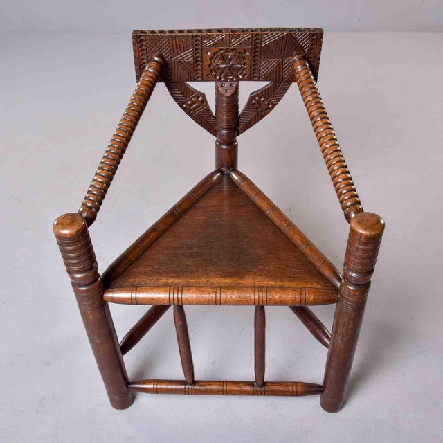 Traditional 19th Century Welsh or English Folk Art Oak Corner Armchair For Sale - Image 3 of 11