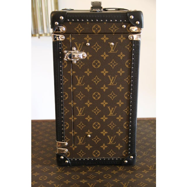 Louis Vuitton Whisky Set of Decanter, Glasses & Bar Accessories from Louis Vuitton, 2010s For Sale - Image 4 of 18