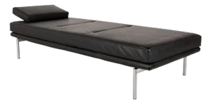 Outline Leather Lounger in Black from Muuto