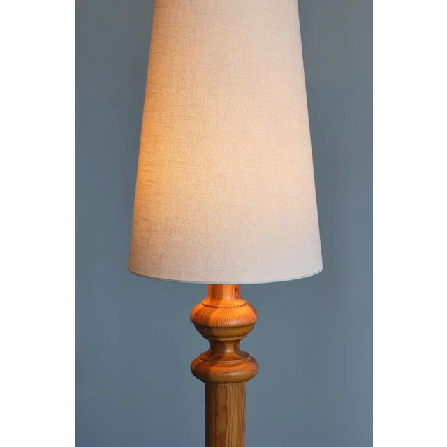 Ivory Tall Nybro Armaturfabric Floor Lamp in Pine Wood, Sweden, 1960s For Sale - Image 8 of 13
