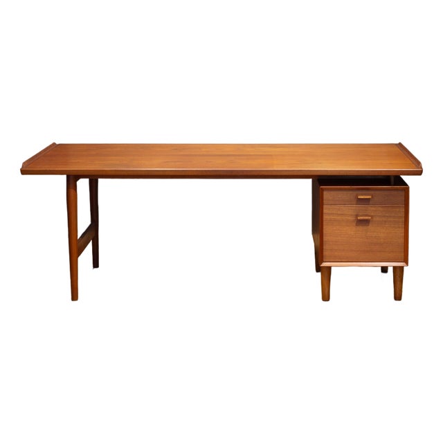 Mid-Century Arne Vodder for Sibast Model 209 Executive Desk c.1955 For Sale