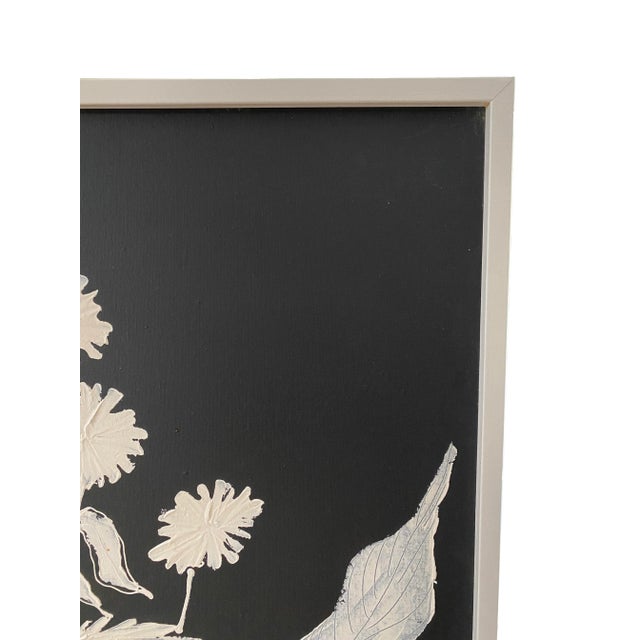Mid-Century Original Black-and-White Oil Painting "Fleurs" - Signed MacKay For Sale - Image 4 of 11