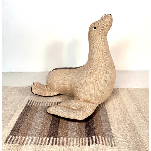 Large Therapeutic Seal in Jute by Renate Müller for H.J. Leven Kg, 1960s For Sale - Image 10 of 18