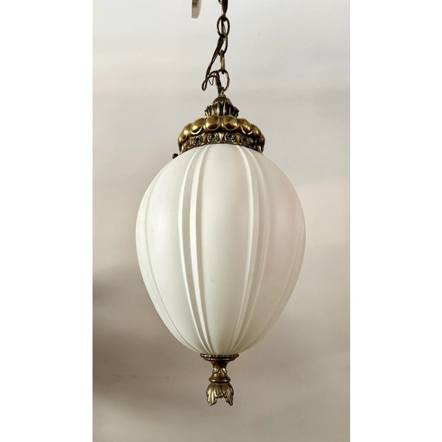 Vintage Hollywood Regency White Ribbed Glass Pendant Light With Brass-Finish Accents For Sale - Image 4 of 10