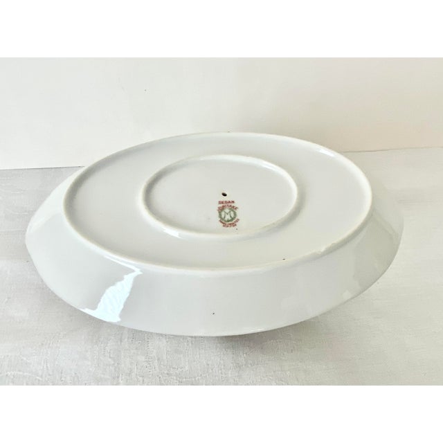 Early 20th Century Early 20th Century Noritake Sedan Gravy Boat Attached Underplate Nippon Hand Painted M Wreath Excellent Condition For Sale - Image 5 of 11