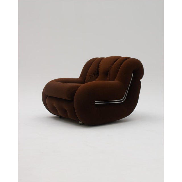 Mid-Century Modern Mid-Century Italian Armchair in the style of Velázquez, 1970s For Sale - Image 3 of 8