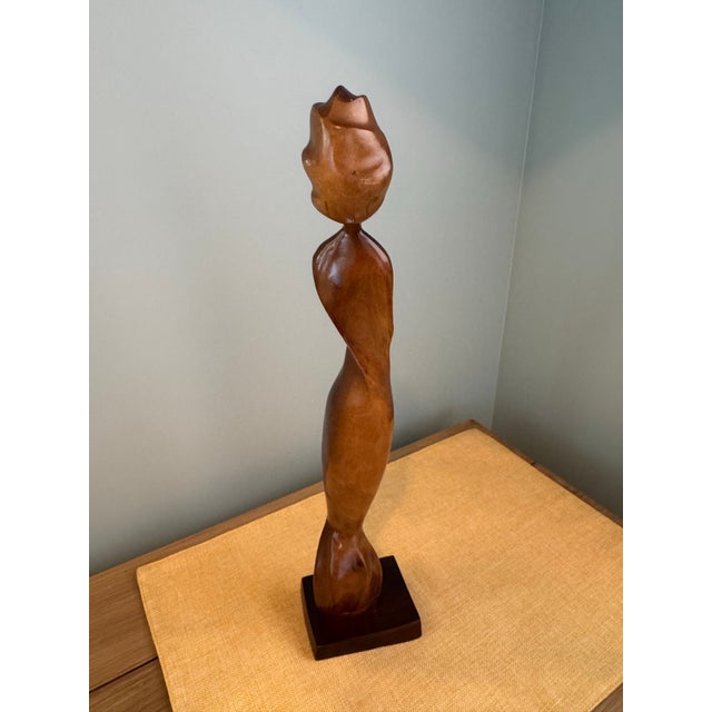 Mid-Century Modern Vintage Biomorphic Two-Tone Hardwood Female Sculpture; Mid-Century Modern, Art Deco, Contrast Sapwood/Heartwood Figurative Abstract Carving For Sale - Image 3 of 12