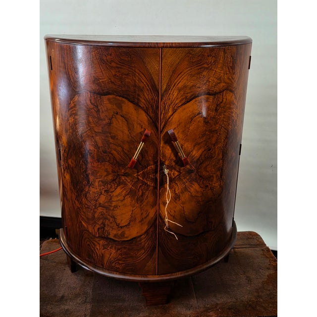 1930s Art Deco Cocktail Bar Cabinet Burl Walnut Birdseye Maple Interior Turnidge Company For Sale - Image 14 of 15