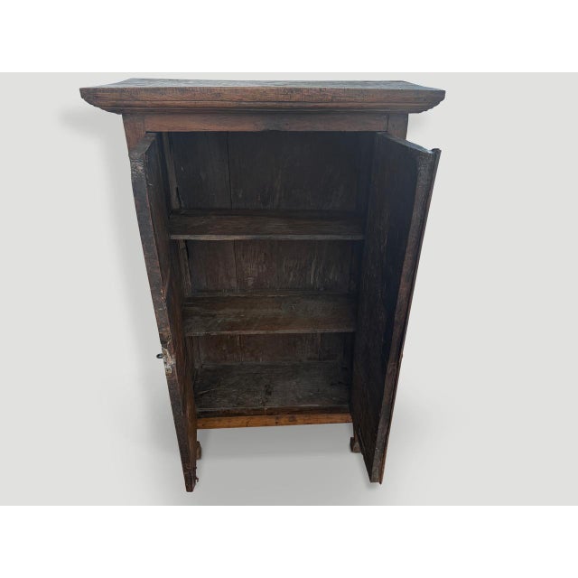 Early 20th Century Museum Quality Hand Carved Cabinet For Sale - Image 10 of 18