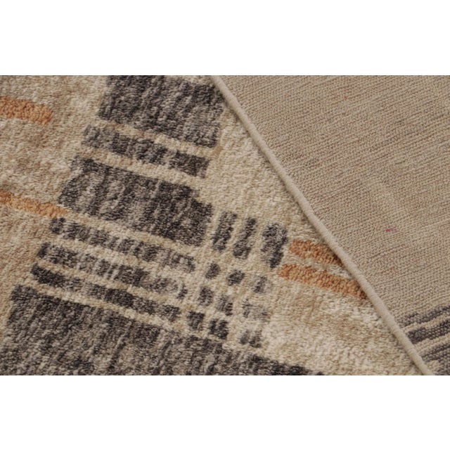 Beige Rug & Kilim’s Abstract Rug in an All Over Geometric Pattern For Sale - Image 8 of 8