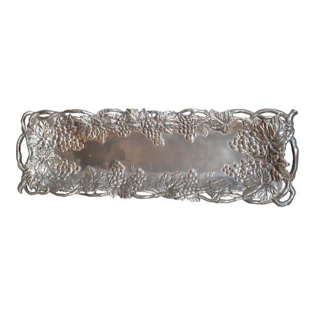 1990s Repousse Grapes Arthur Court Cast Aluminum Rectangle Serving Platter Tray For Sale