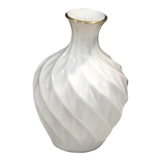 Vintage Lenox Richmond Swirl Design Bud Vase For Sale