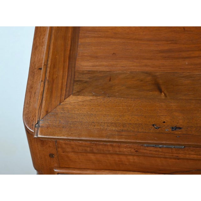 18th century Louis XV Scriban Chest of Drawers in Walnut For Sale - Image 6 of 18