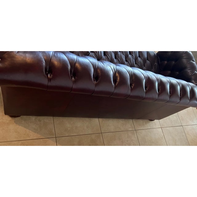 Wood 1990s Chesterfield Sofa Schafer Brothers Fine Leather Rolled Arms Tufted Seat Bordeaux For Sale - Image 7 of 15