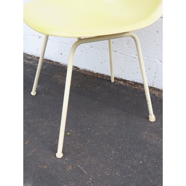 Herman Miller Eames Set of 3 Fiberglass Shell Chairs 1960s Light Yellow 6640 For Sale - Image 11 of 18