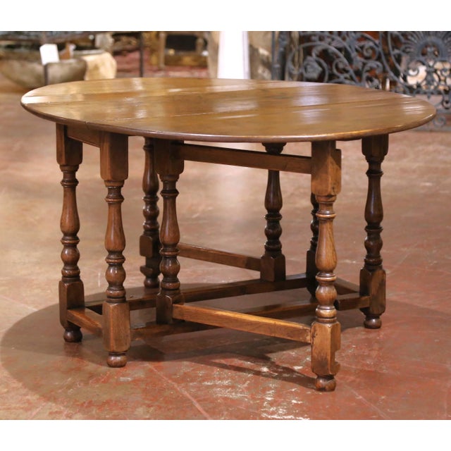 Mid 19th Century 19th Century English Jacobean Carved Oak Gateleg Drop-Leaf Table With Six Legs For Sale - Image 5 of 11