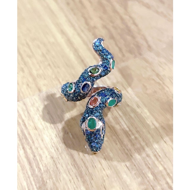 Bochic "Orient" Vintage Emerald & Fancy Sapphires Serpent Ring 18K & Silver For Sale - Image 18 of 18