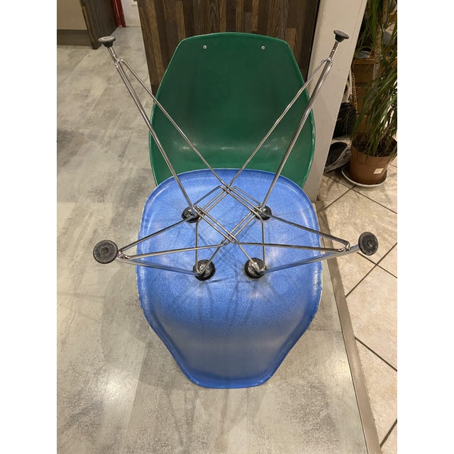 DSR Eiffel Chair in Blue Fiberglass by Charles and Ray Eames for Herman Miller, 1950s For Sale - Image 9 of 17