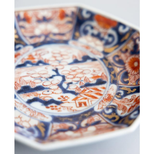 Antique 19th Century Japanese Imari Octagonal Plate For Sale In Houston - Image 6 of 8