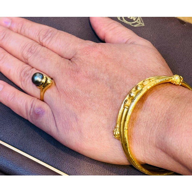 Black Tahitian Pearl 9.3 MM Cocktail Ring 18 Karat Yellow Gold For Sale - Image 10 of 18