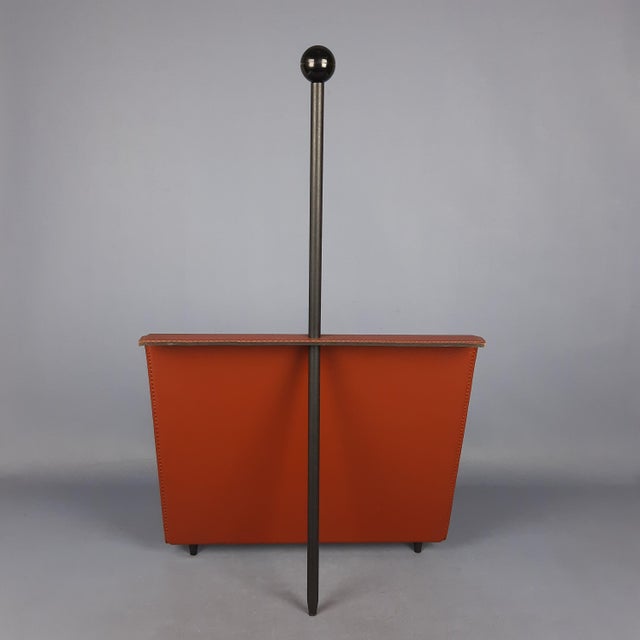 Modern Italian Magazine Rack in Brown Leather and Metal from Porada, 1980s For Sale - Image 3 of 12