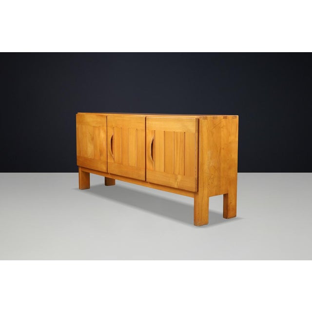 1960s Sculptural Elm Sideboard from Maison Regain, France, 1960s For Sale - Image 5 of 18