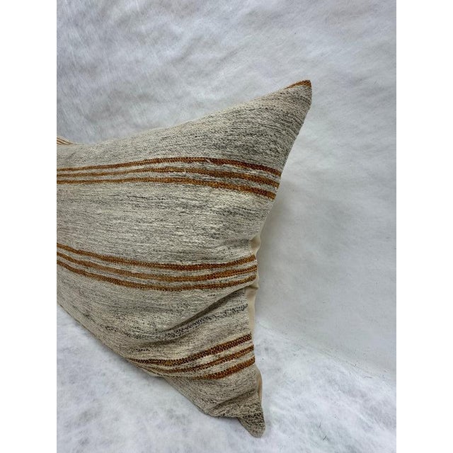Contemporary Turkish Hemp Pillow Cushion Natural Beige Rusty Brown Pillow Cushion Cover 16" x 24" For Sale - Image 3 of 4