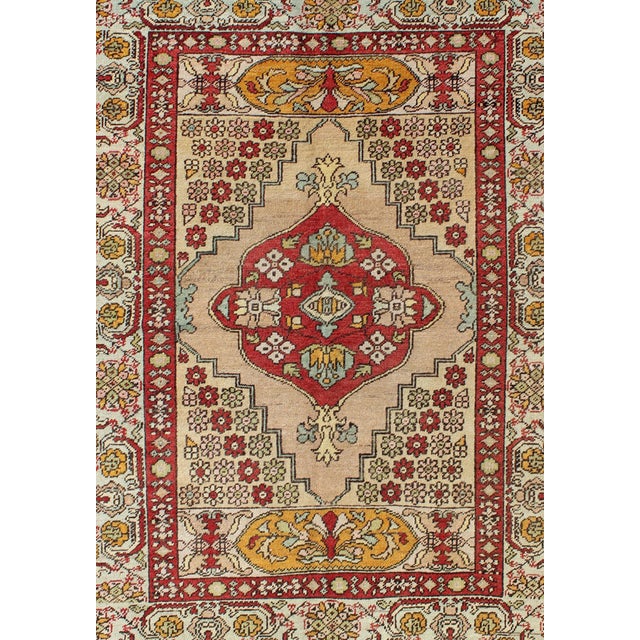 Early 20th Century Antique Oushak Rug by Keivan Woven Arts, Hand-Knotted, Turkey, 1930 For Sale - Image 5 of 6
