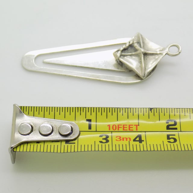 Silver Vintage Italian Handmade Genuine Silver Graduation Hat Bookmark Made in Tuscany For Sale - Image 8 of 8