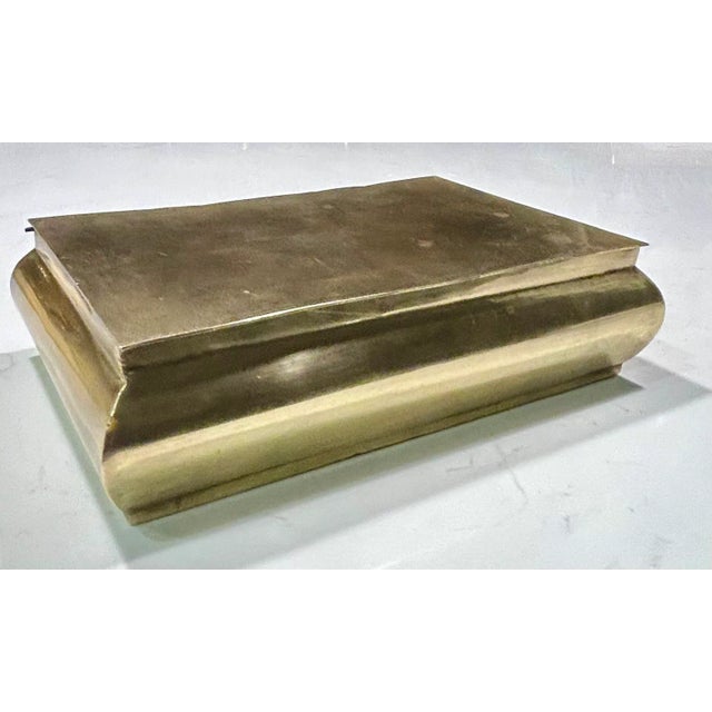 Chinoiserie Vintage Chinoiserie Inspired Brass and Wood Box For Sale - Image 3 of 12