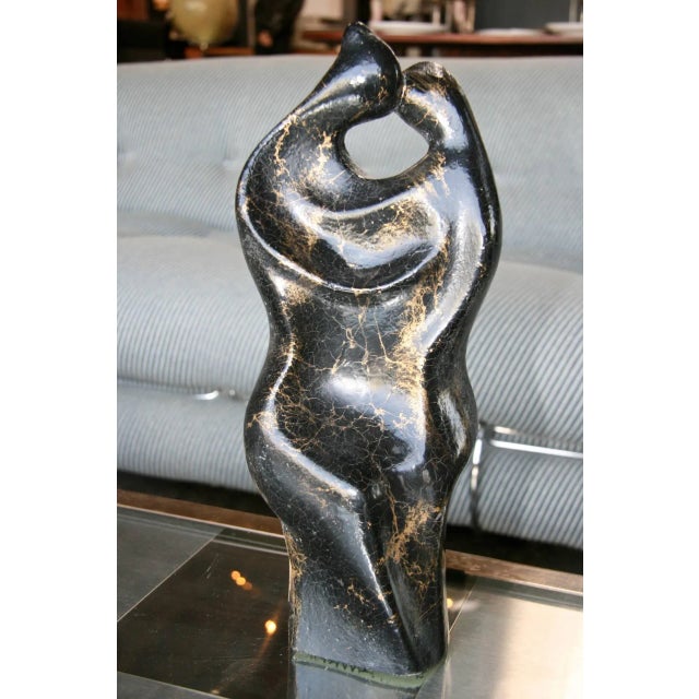 Italian sculpture in gold marble "Amanti" by Gianni Celati.