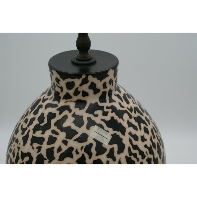 Late 20th Century Black & Ivory Geometric Chulucanas Pottery Lamp – Handcrafted Peruvian Art Tribal Table Lamp For Sale - Image 4 of 6