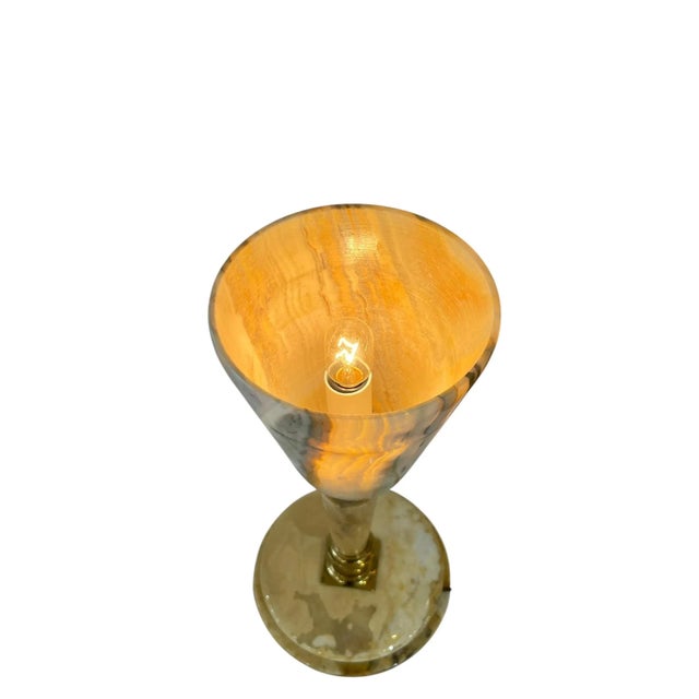 Mid-Century Modern Vintage French Marble & Brass Table Lamp in the Style of Gio Ponti, 1960s For Sale - Image 3 of 18