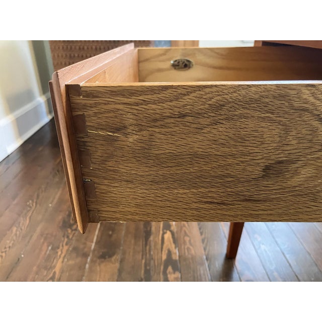 Brown Vintage Hitchcock Solid Wood Single‑Drawer Side Table – Mid‑Century New England Craftsmanship For Sale - Image 8 of 11