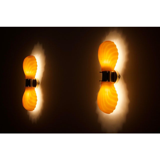 Italian Shell Wall Lights, 1970s, Set of 2 For Sale - Image 4 of 14
