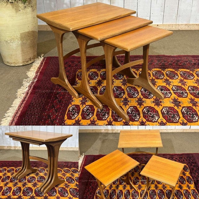 Set of nesting teak tables from the 1970s by the English brand GPlan - L=56cm W=40.5cm H=52cm.