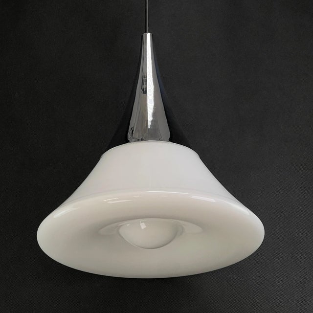 Ceiling lamp from Glashütte Limburg - 1960s. This white and silver lamp is a true design classic from the 1960s. This...