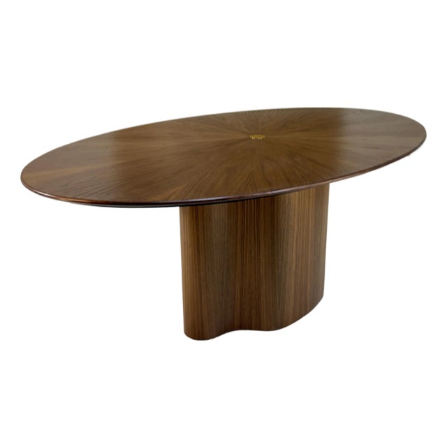 Elegant Radial Dining Table in Walnut For Sale