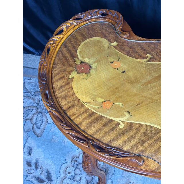 Coffee Vintage French Provincial Marquetry Inlay Serpentine Kidney Coffee Table With Glass Top For Sale - Image 8 of 12