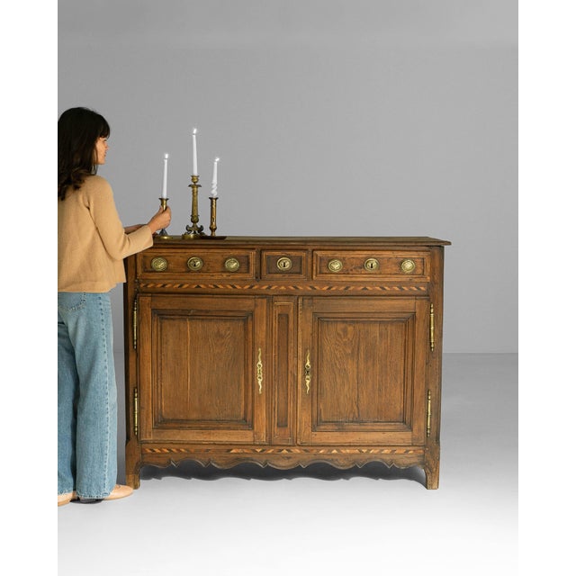 Early 19th Century 1820s French Baroque Oak Buffet With Brass Details For Sale - Image 5 of 18
